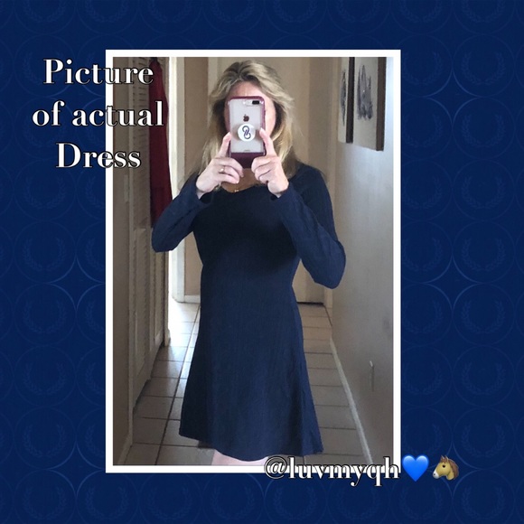Knitted Silhouette Style A-Line Dress 🎉2X HP🎉 - Picture 3 of 5